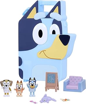 Bluey Deluxe Play & Go Toy Carrying Case, Portable Kids Toy Organizer with Play Mat, 3, 2.5 Figurines, and 6 Accessories, Small Toys for Kids Ages 3+
